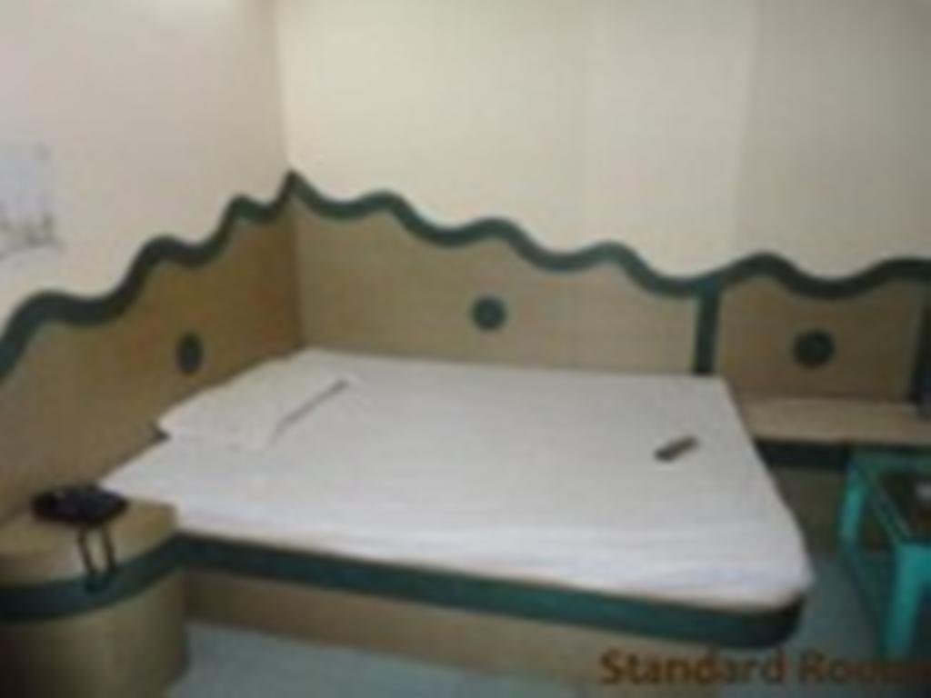 Hotel Hans International Új-Delhi Kültér fotó