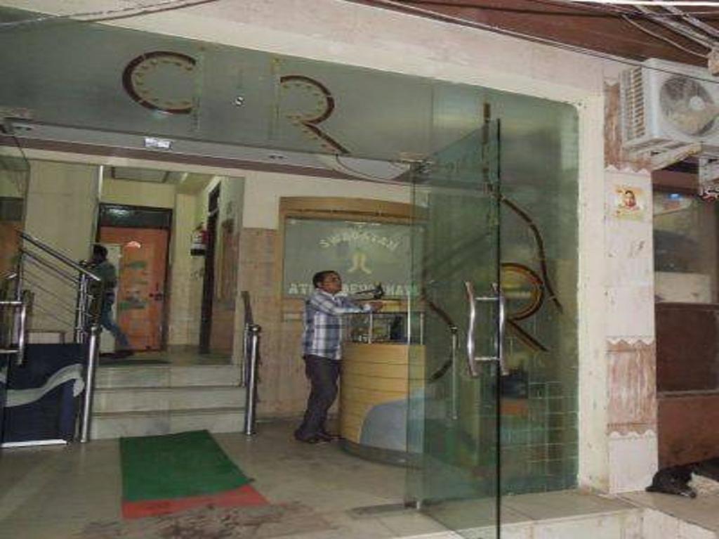 Hotel Hans International Új-Delhi Kültér fotó